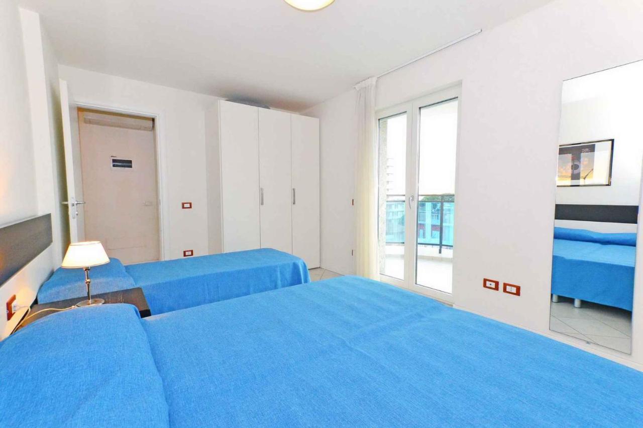 In Lignano 21649 Apartment *