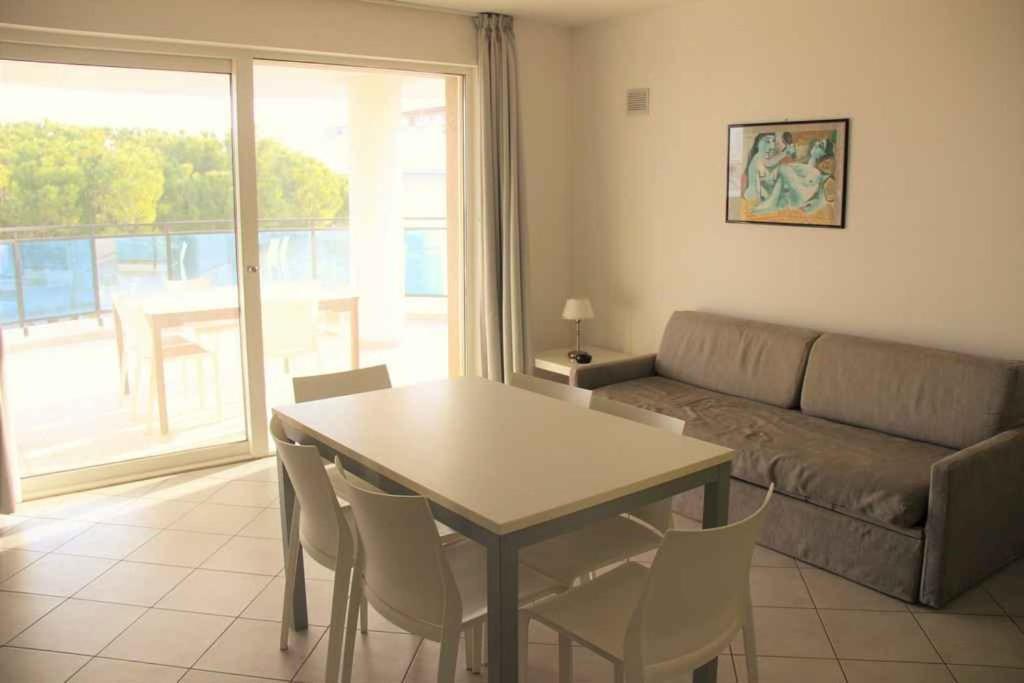 Apartment In Lignano 21649 *